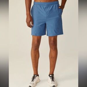 Beyond Yoga Men’s Take It Easy Shorts
Size Small – Excellent Condition